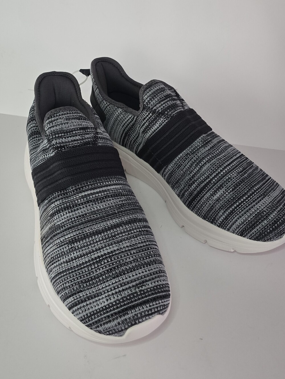 Fitville Men's Black & Gray Slip-On, Arch And Heel Support Size 15W,Lighweight